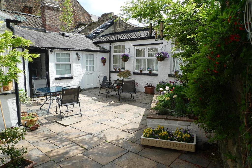 ナレスボロ Kirkgate House Bed & Breakfast エクステリア 写真